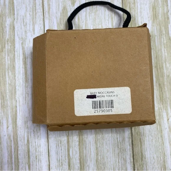 Sweet N Swag White & Gold Leather Fringe Baby Moccasins - Picture 5 of 6